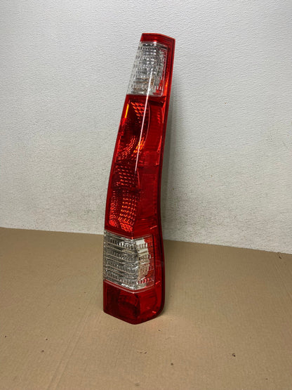 2005 to 2006 Honda Cr-v Crv Right Passenger Side Tail Light AE9422 LK0