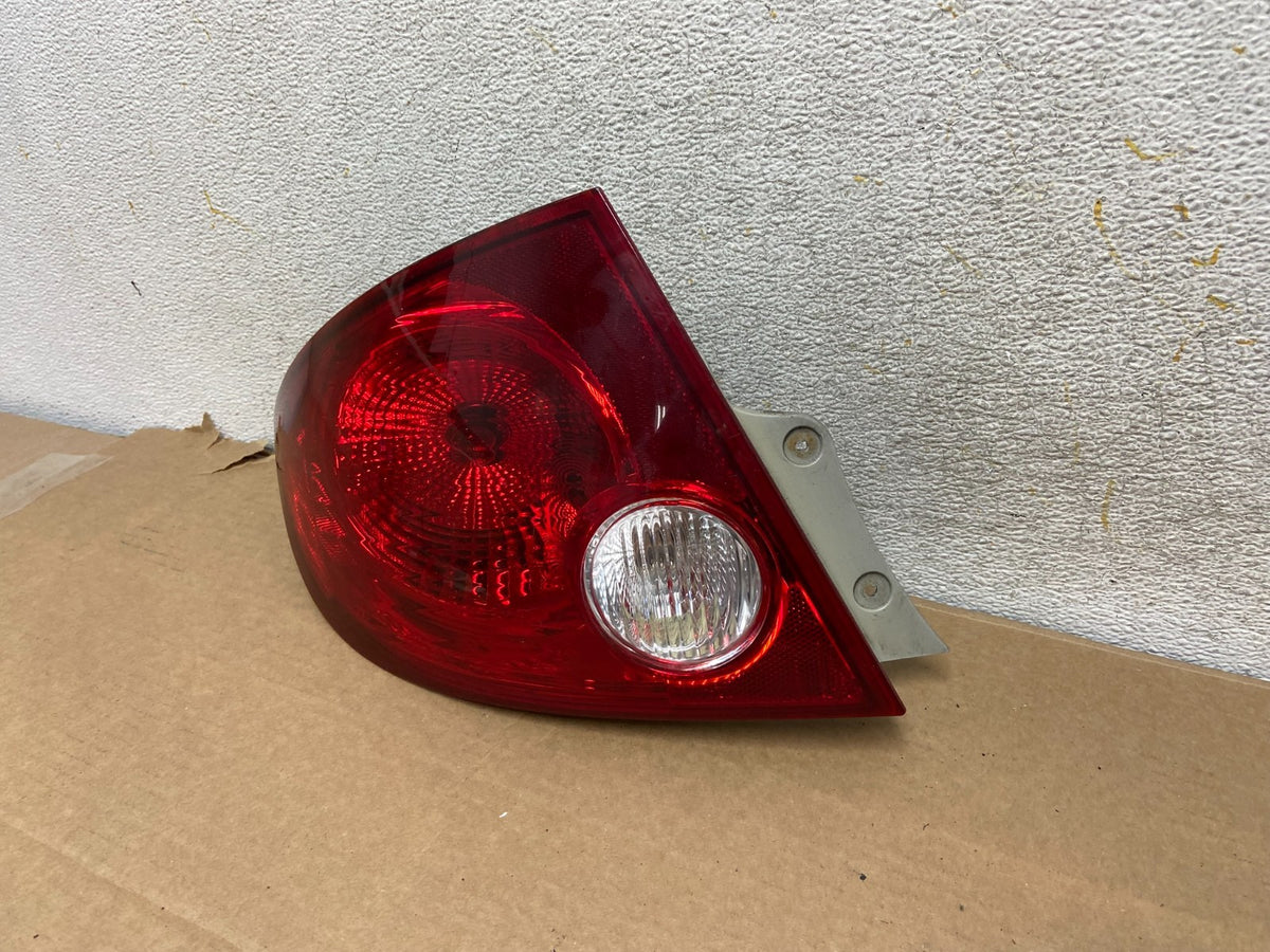 2005-2010 Chevrolet Cobalt Sedan Left Driver Side Tail Light AH3093 DW2