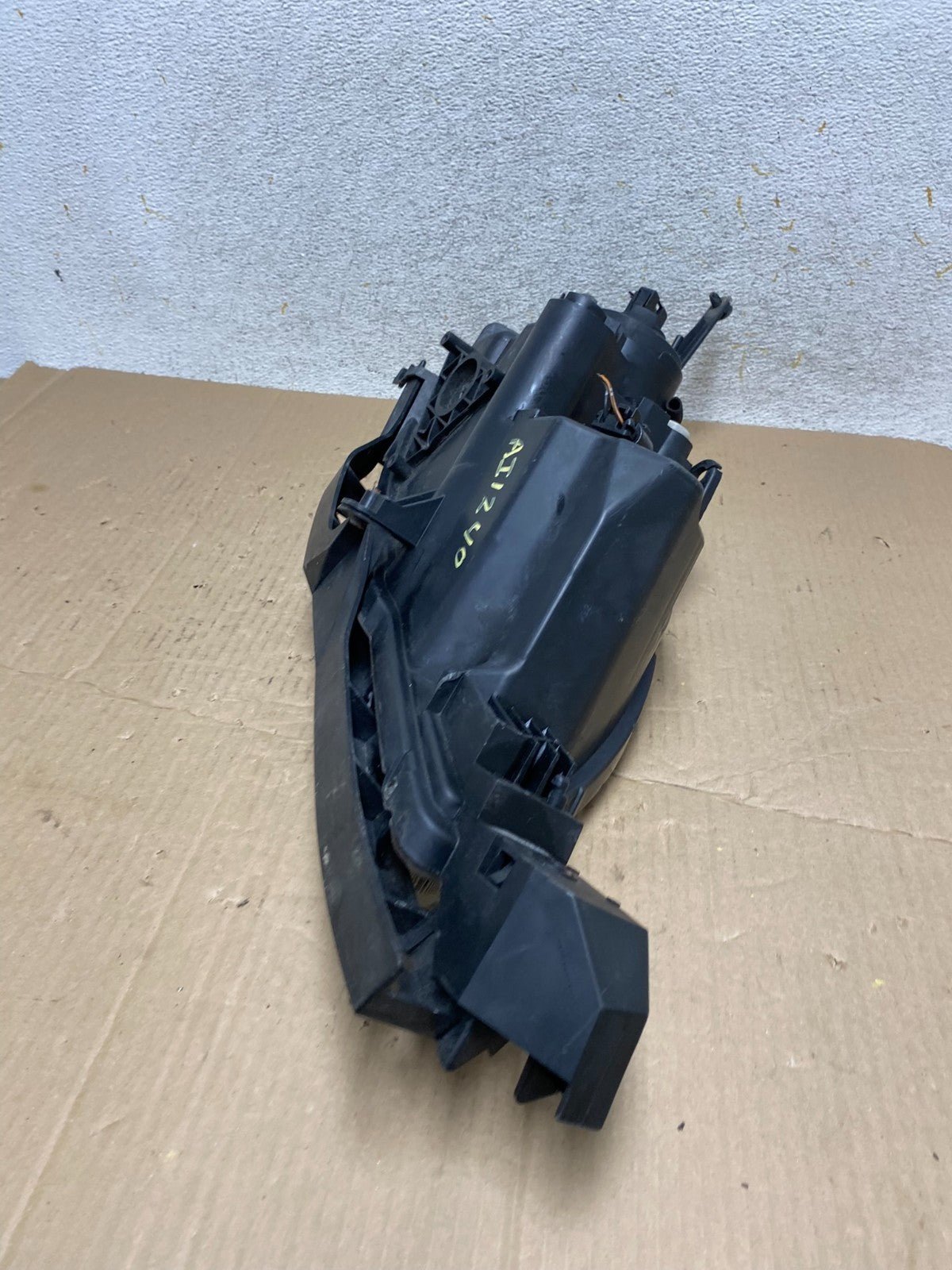 2004 to 2009 Mazda 3 Hatchback Left Driver LH Side Headlight AI1240 DW7