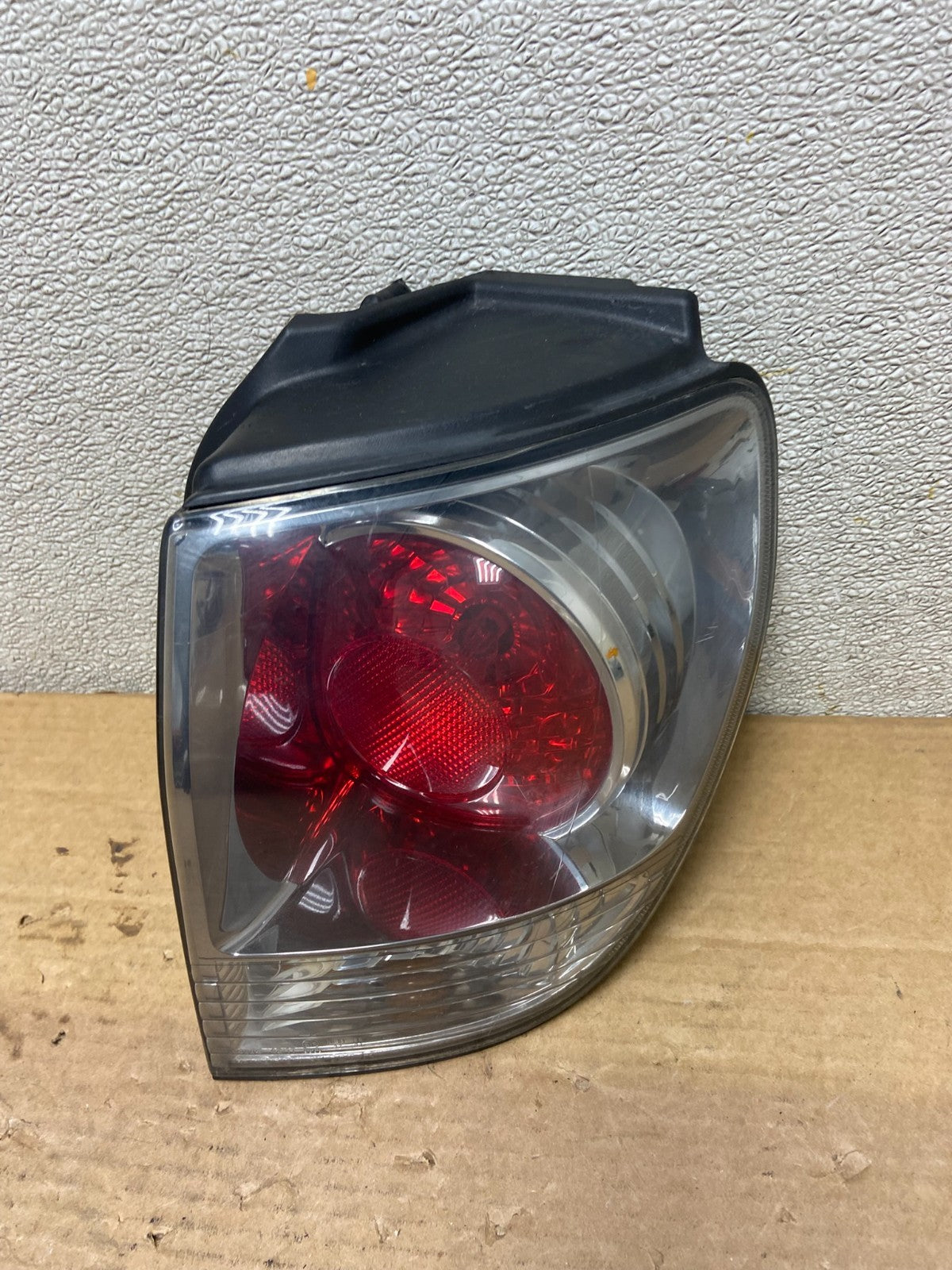 2001 2002 2003 Lexus Rx300 Right Passenger Rh Side Tail Light Oem AB5201 LK0