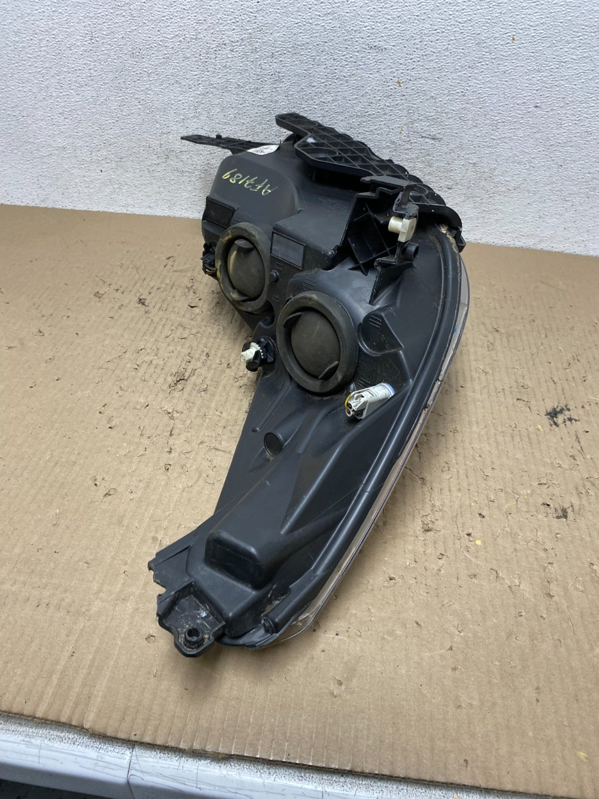 2013 - 2016 Ford Escape Headlight Left Driver Lh Side Halogen AF7189 DW8