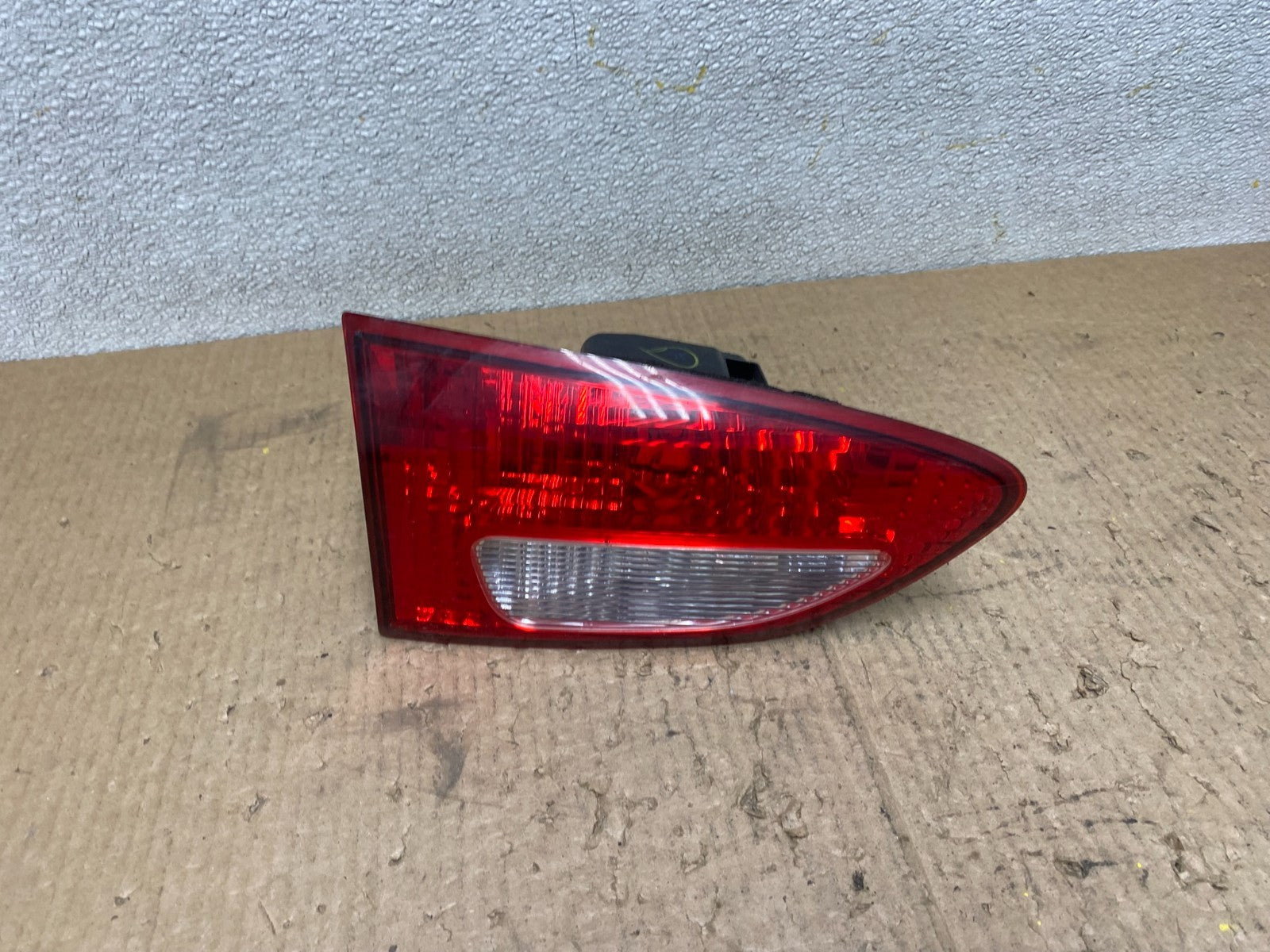 2006 2007 Subaru Tribeca B9 Left Driver Lh Side Tail Light Inner Oem W5521 DW0