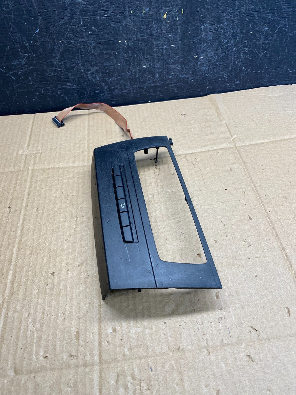 2007-2011 Bmw E90 E92 320i 328i Front Dash Hill Descent Switch Trim Cover AC93902