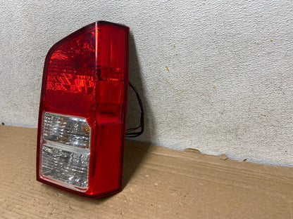 2005 to 2012 Nissan Pathfinder Right Passenger RH Side Tail Light AH8873 LK2