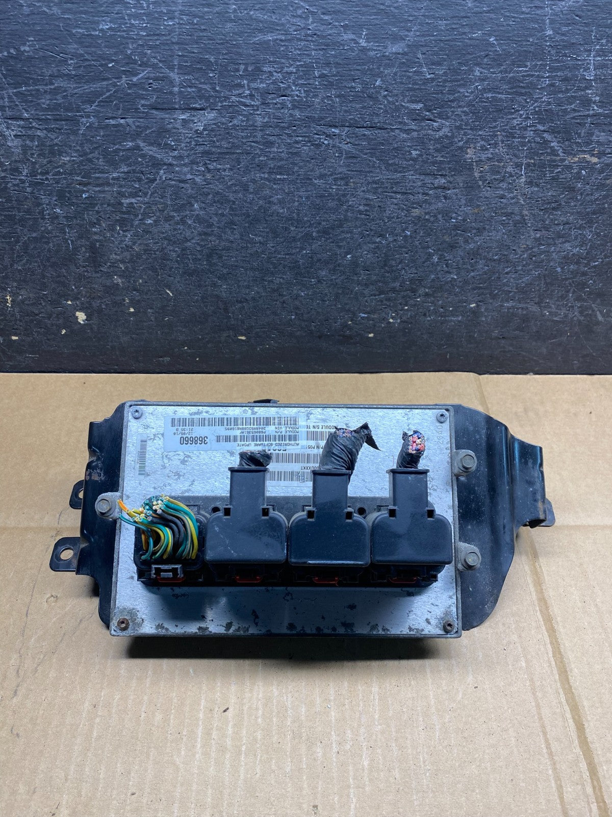 2011 Dodge Grand Caravan Town & Country ECU Engine Computer AI9861 DW0