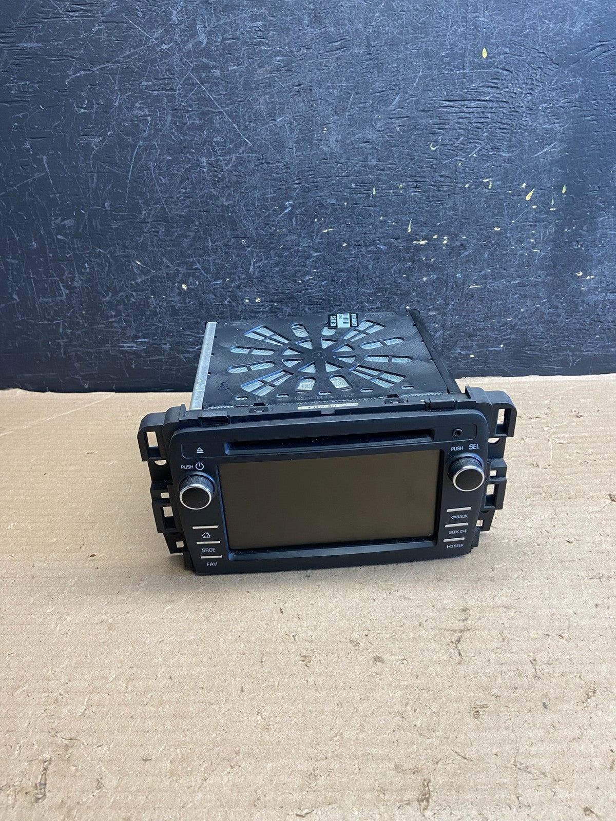 2007 to 2014 Chevrolet GMC Cadillac Radio Navigation Screen Display ah5129 DG0