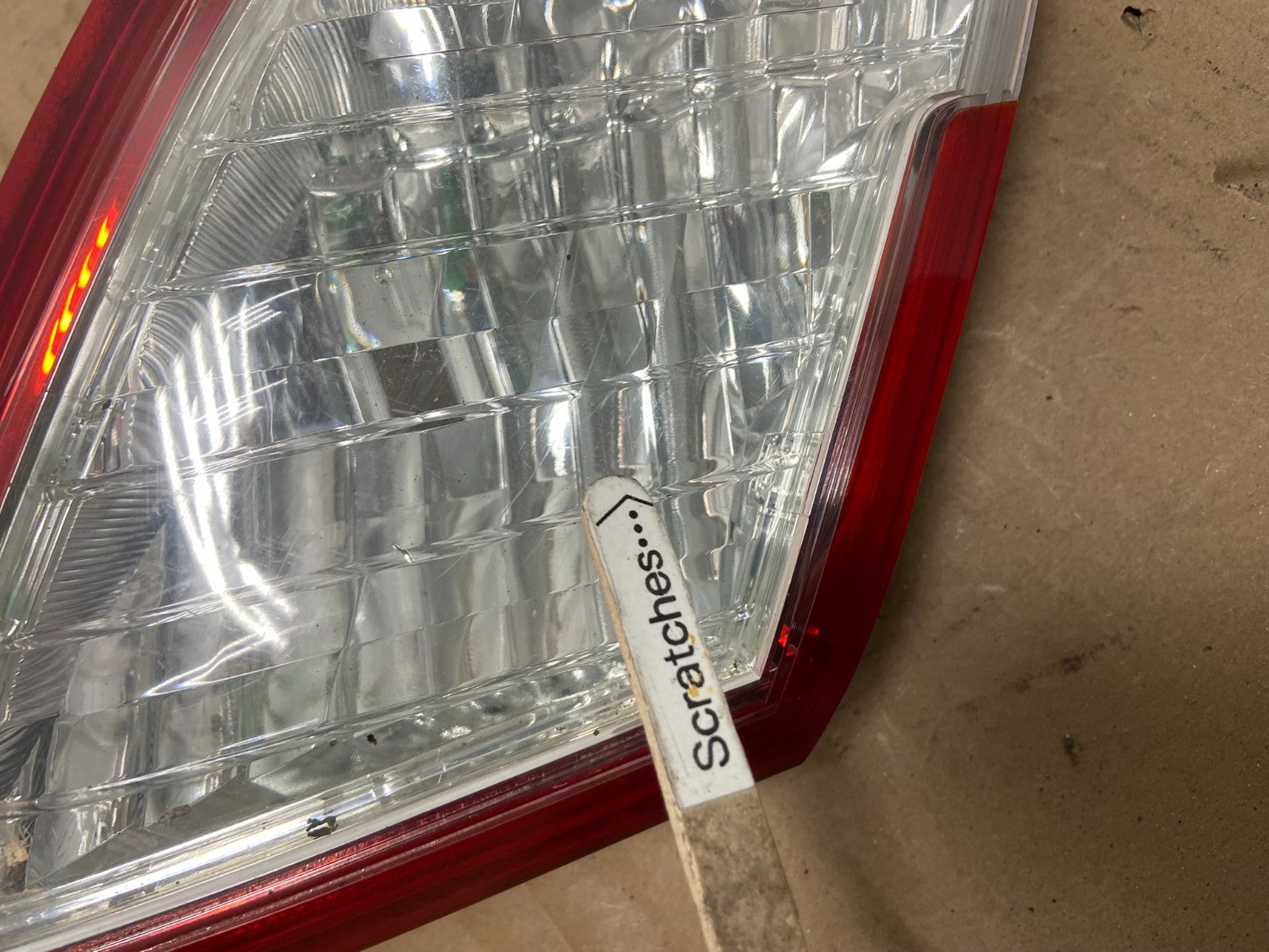 2007-2009 Toyota Camry Hybrid Right Passenger Side Inner Tail Light Oem AB68203