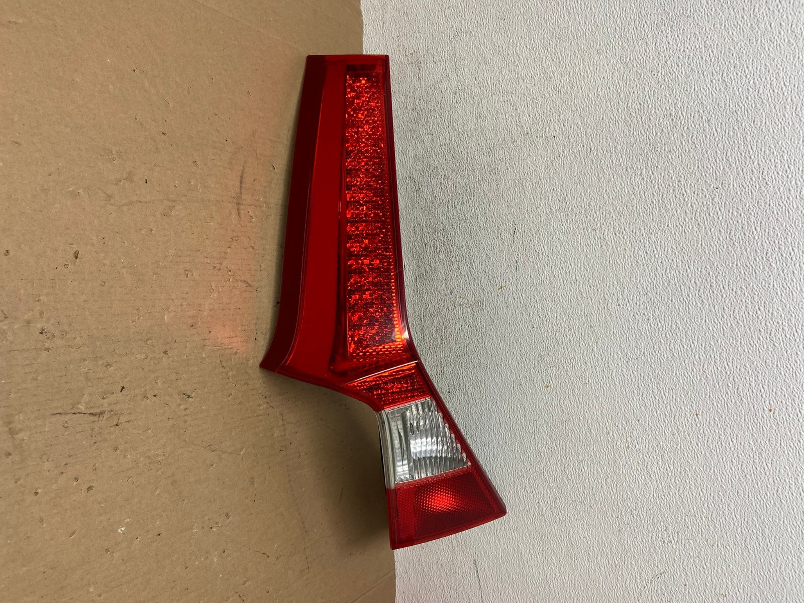 2008 to 2013 Volvo XC70 V70 Left Driver Tail Light Upper AD7688 LK0