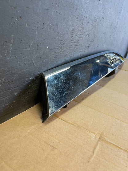 2011-2013 Jeep Grand Cherokee Liftgate Garnish Molding Trim W/ Camera AC2081 DG2