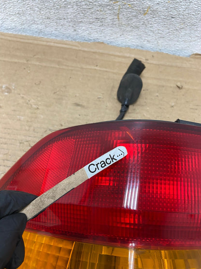2002 2003 2004 Honda Odyssey Left Driver LH Side Tail Light AH8920 LK5
