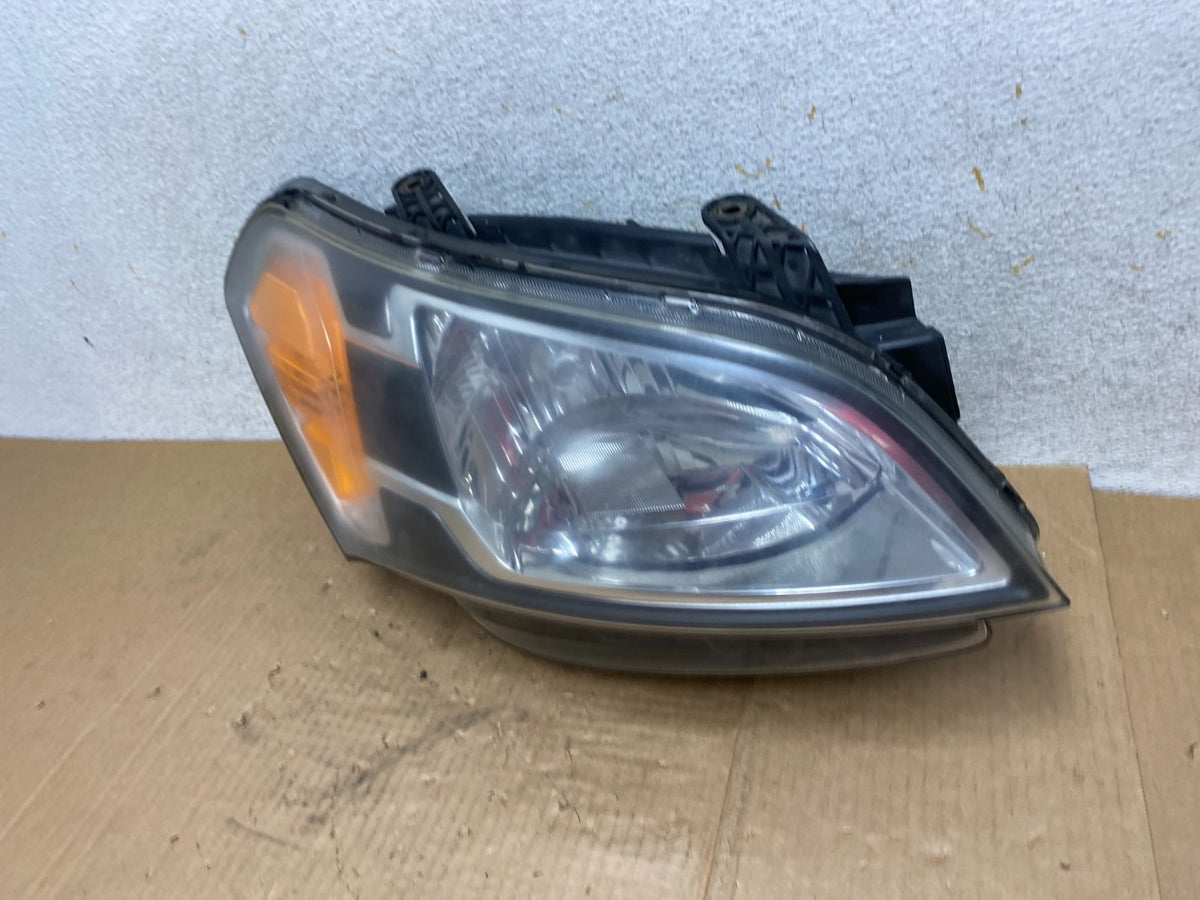 2010 - 2011 Kia Soul Right Passenger RH Headlight Halogen AI4641 DW1