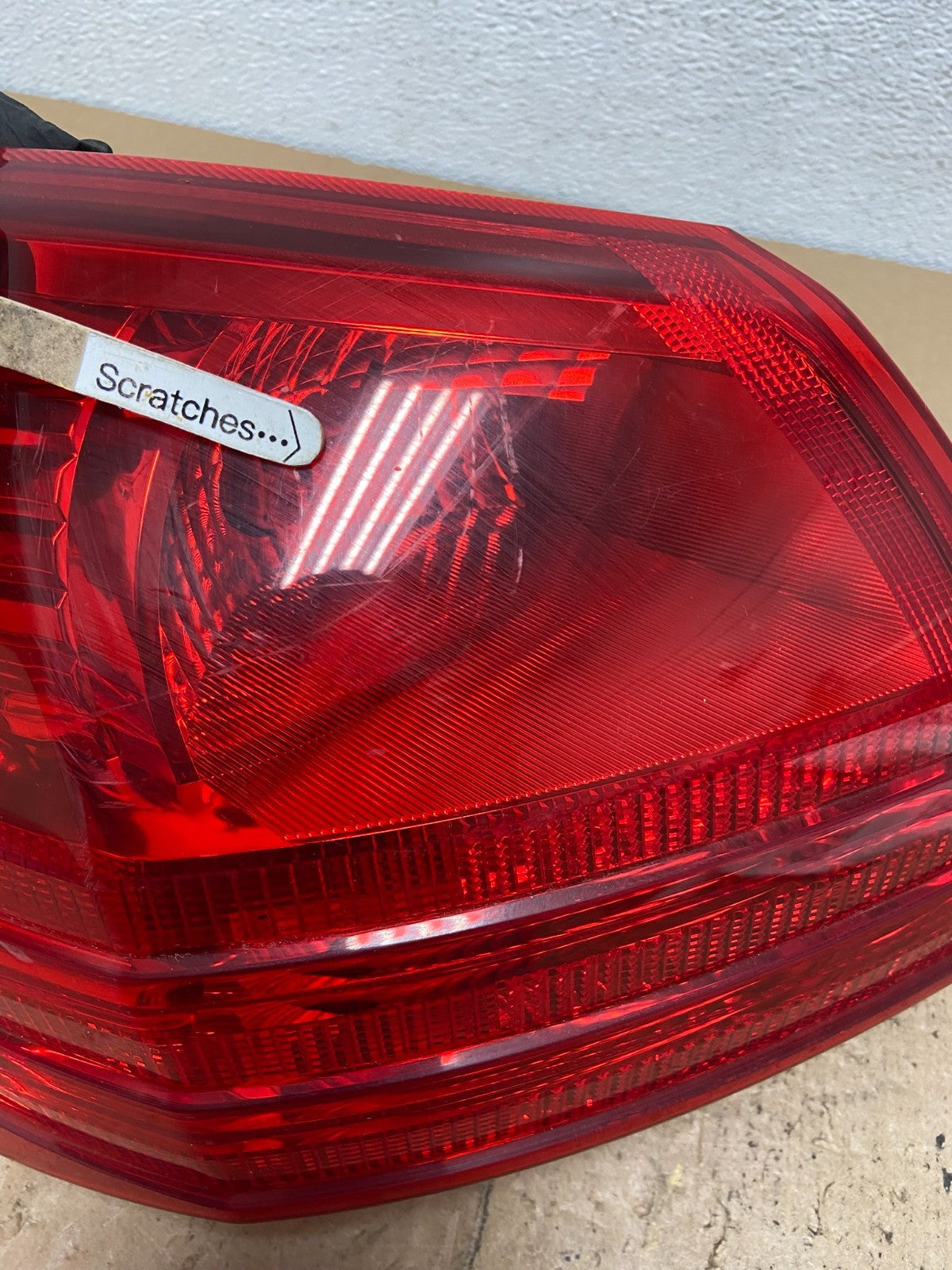 2008 to 2015 Nissan Rogue Left Driver Lh Side Tail Light AC7416 DW3