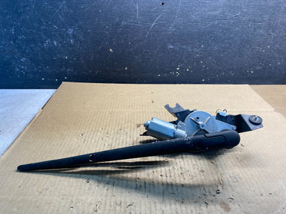 2016 - 2018 Kia Sorento Rear Glass Windshield Wiper Motor Z4763 DG1
