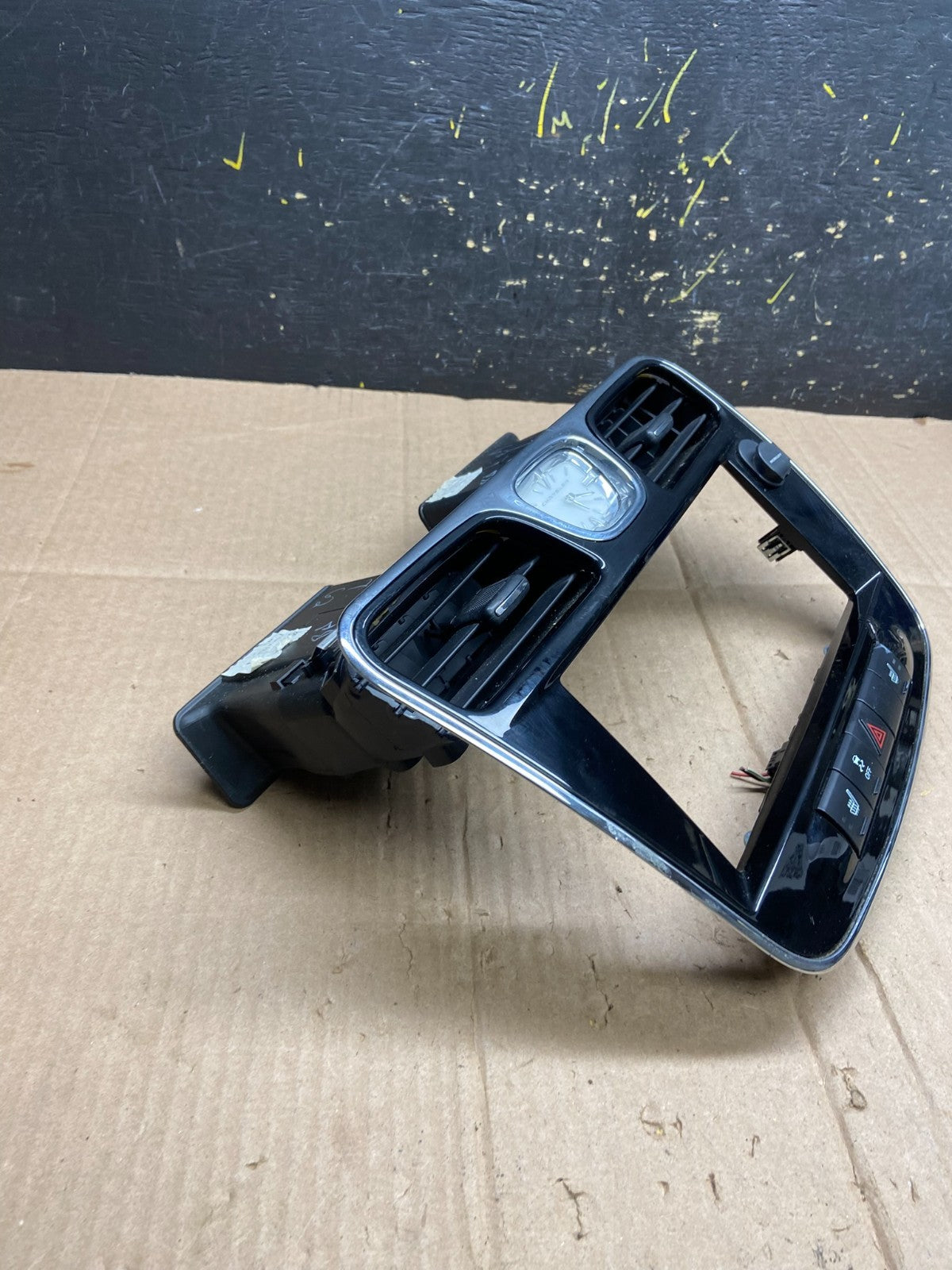 2011-2014 Chrysler 200 Dash Radio Bezel Trim Clock Hazard Bezel AA4781 DG2