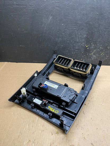 2008 to 2012 Jeep Liberty Dash Climate Temperature Control Radio Bezel T4660 DG4