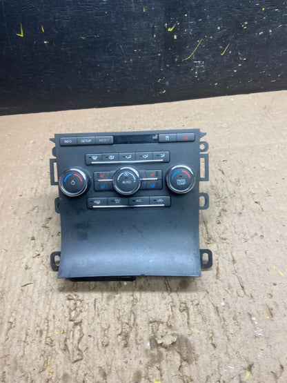 2009 to 2012 Lincoln MKS A/C Heater Dual Climate Control Panel OEM t8789 DG0