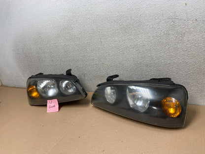 2004 2005 2006 Hyundai Elantra Left+Right Set Halogen Headlights AB2327 DW1