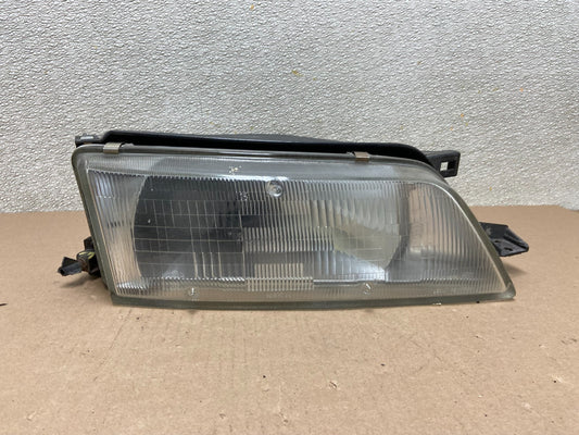 1995 to 1996 Nissan Maxima Right Passenger Side Headlight Halogen OEM AB4982 DW0