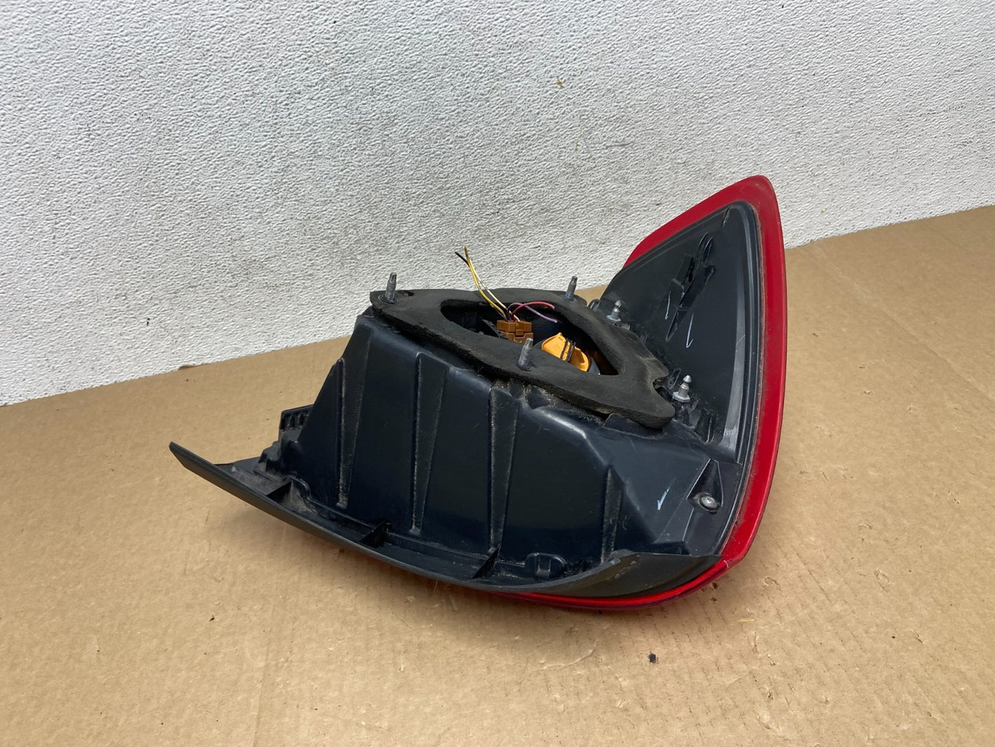 2007-2012 Nissan Versa Sedan Right Passenger Rh Side Tail Light AF9581 DW5