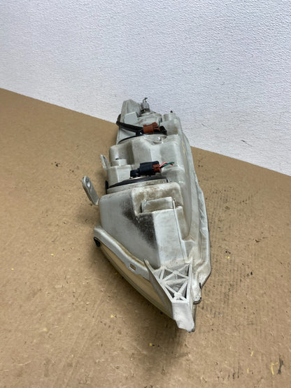 2000-2004 Toyota Avalon Halogen Headlight Right Passenger RH OEM AC1574 DW10