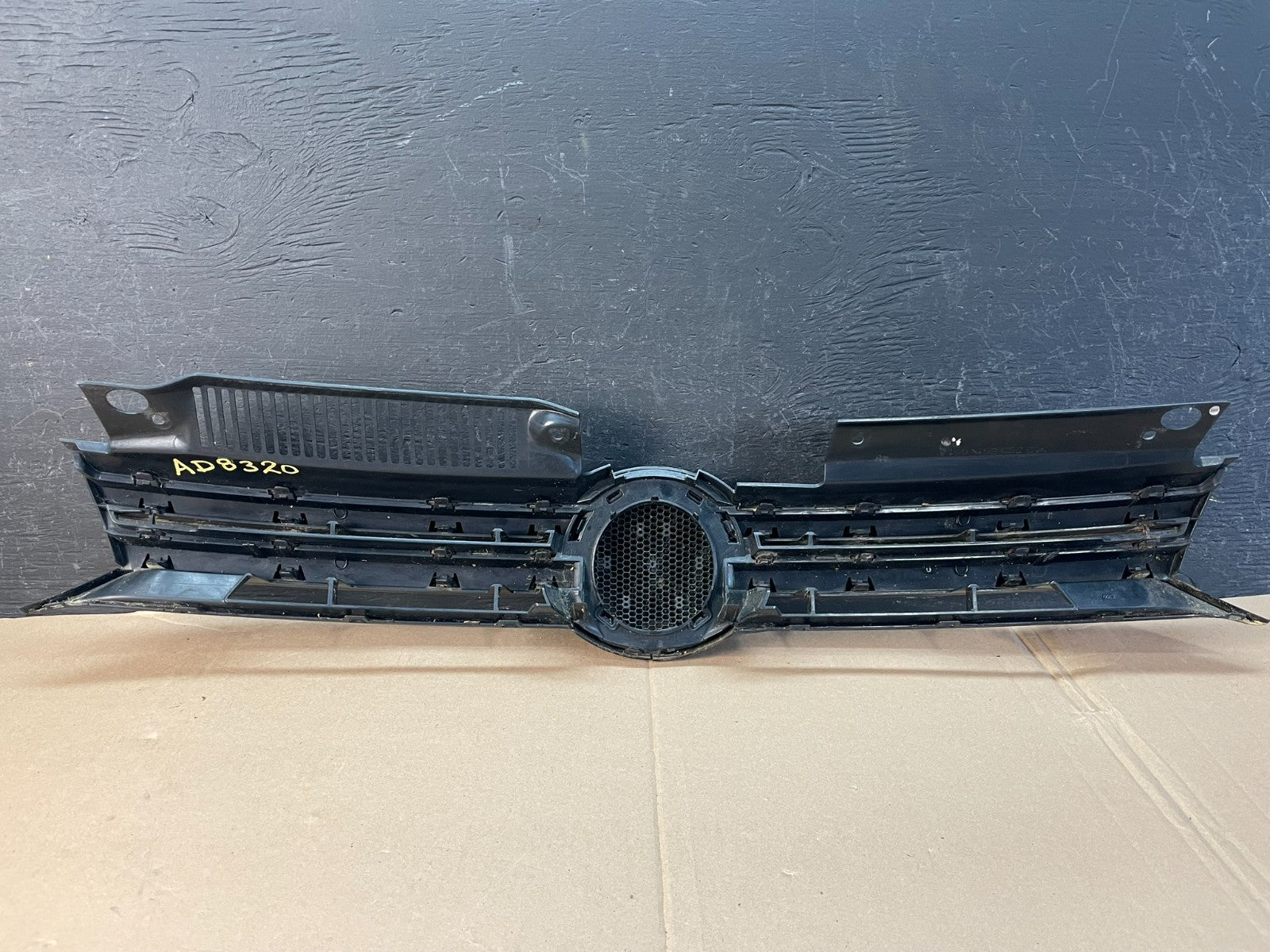 2010 to 2012 Volkswagen Golf /GTI MK6 Front Black Grille Grill AD8320 DG3
