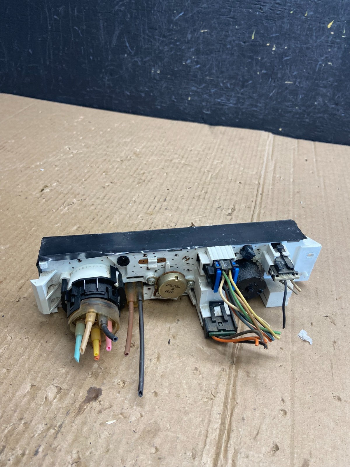 2001 - 2007 GMC Chevrolet Express 1500 Climate Control A/C AE3954 DG3