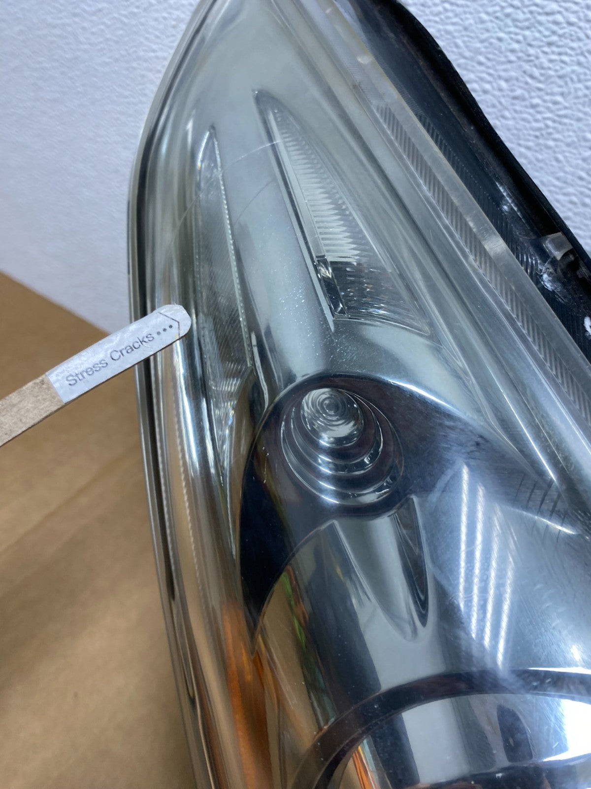 2010-2012 Infiniti G37 Right Passenger Side Xenon HID Headlight AE3040 DW4