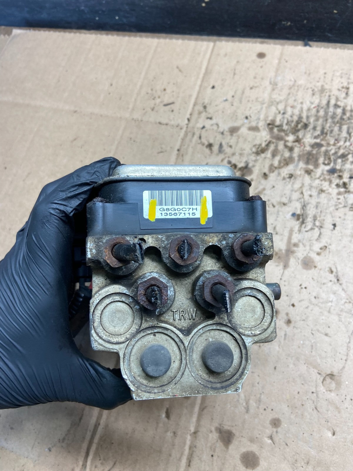 2004-2006 Chevrolet Express ABS Pump Control OEM 13567115 Module Q6123 DG5
