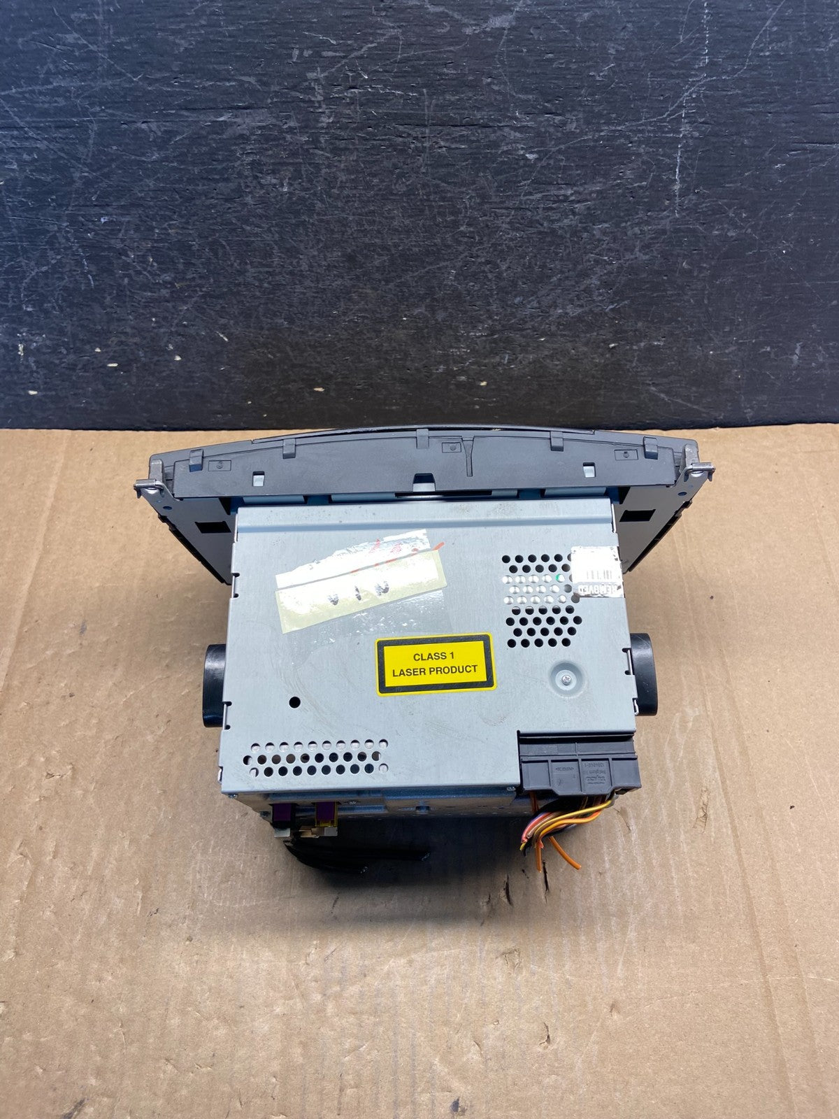 2005 2006 2007 Mercedes W203 C230 C240 Head Radio CD Player Stereo AG1522 DW3