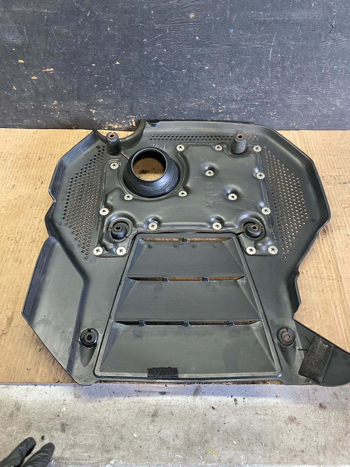 2006 to 2010 Hyundai Azera Sonata V6 Engine Motor Shield Cover Q0459 DG4