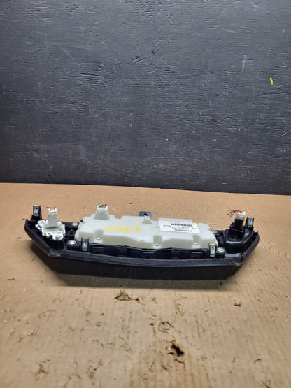2013 to 2018 Nissan Pathfinder Radio Audio Information Control U5310 DG5
