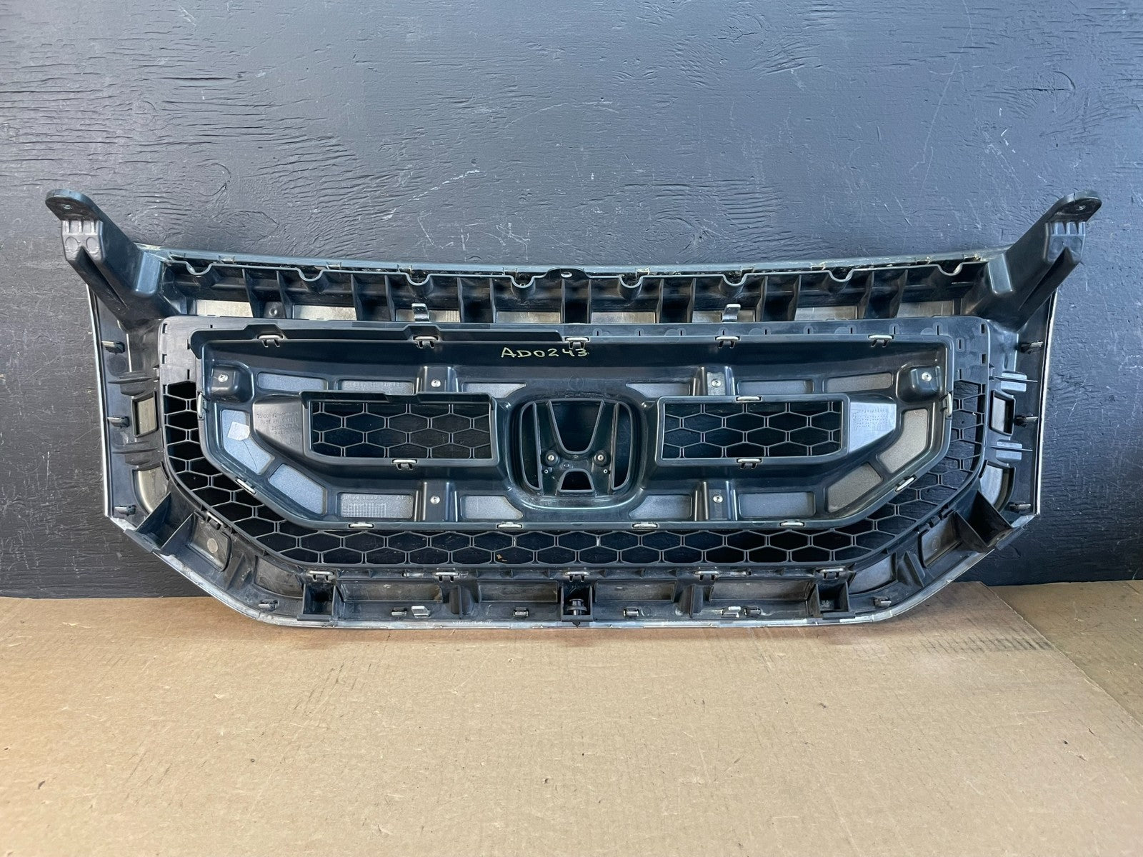 2009 to 2011 Honda Pilot Front Upper Grill Grille AD0243 DG4