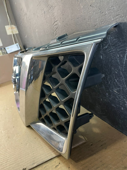 2005 2006 2007 Nissan Pathfinder Chrome Front Upper Grill Grille Oem AC2047 DG1