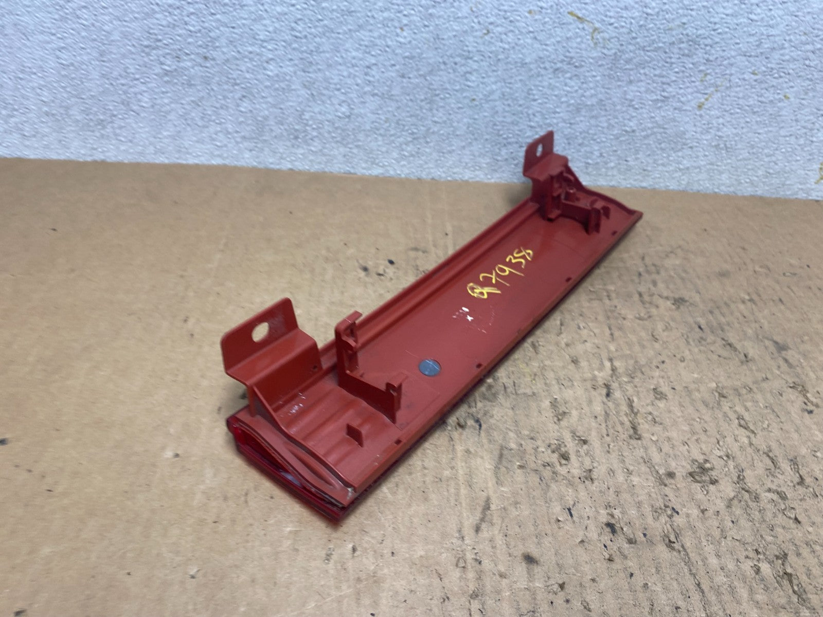 2009 2010 2011 Nissan Cube Center Rear Tail Light Q79386