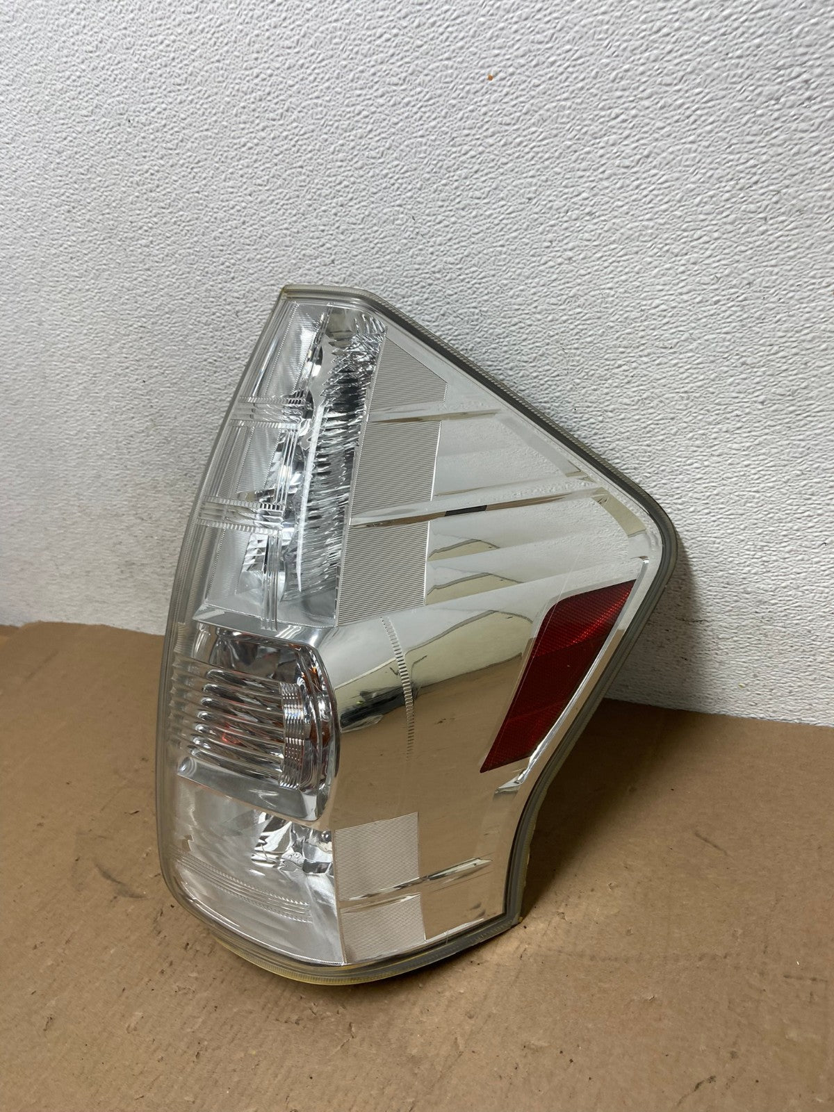 2012 2013 2014 Toyota Prius V LED Right Passenger RH Tail Light AD6537 LK1