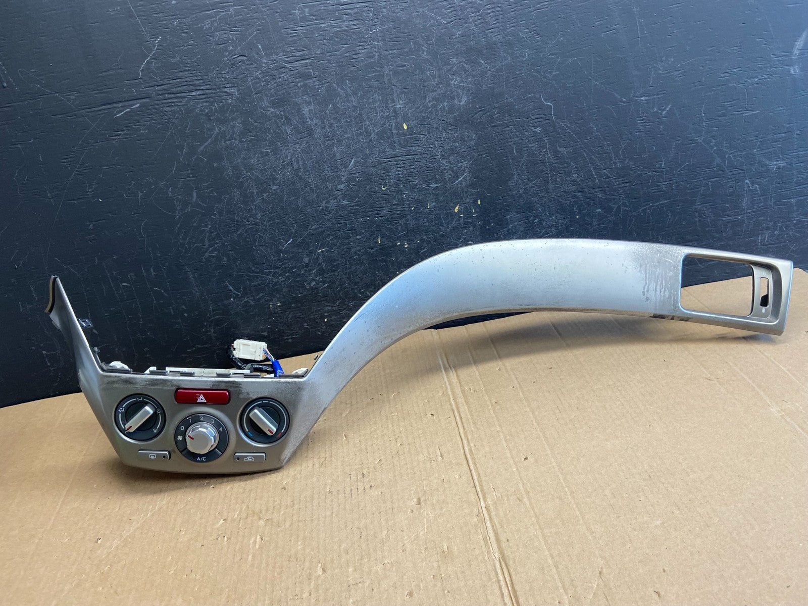 2009 to 2013 Subaru Forester Temperature Control Climate Heat A/C AE4234 DG0