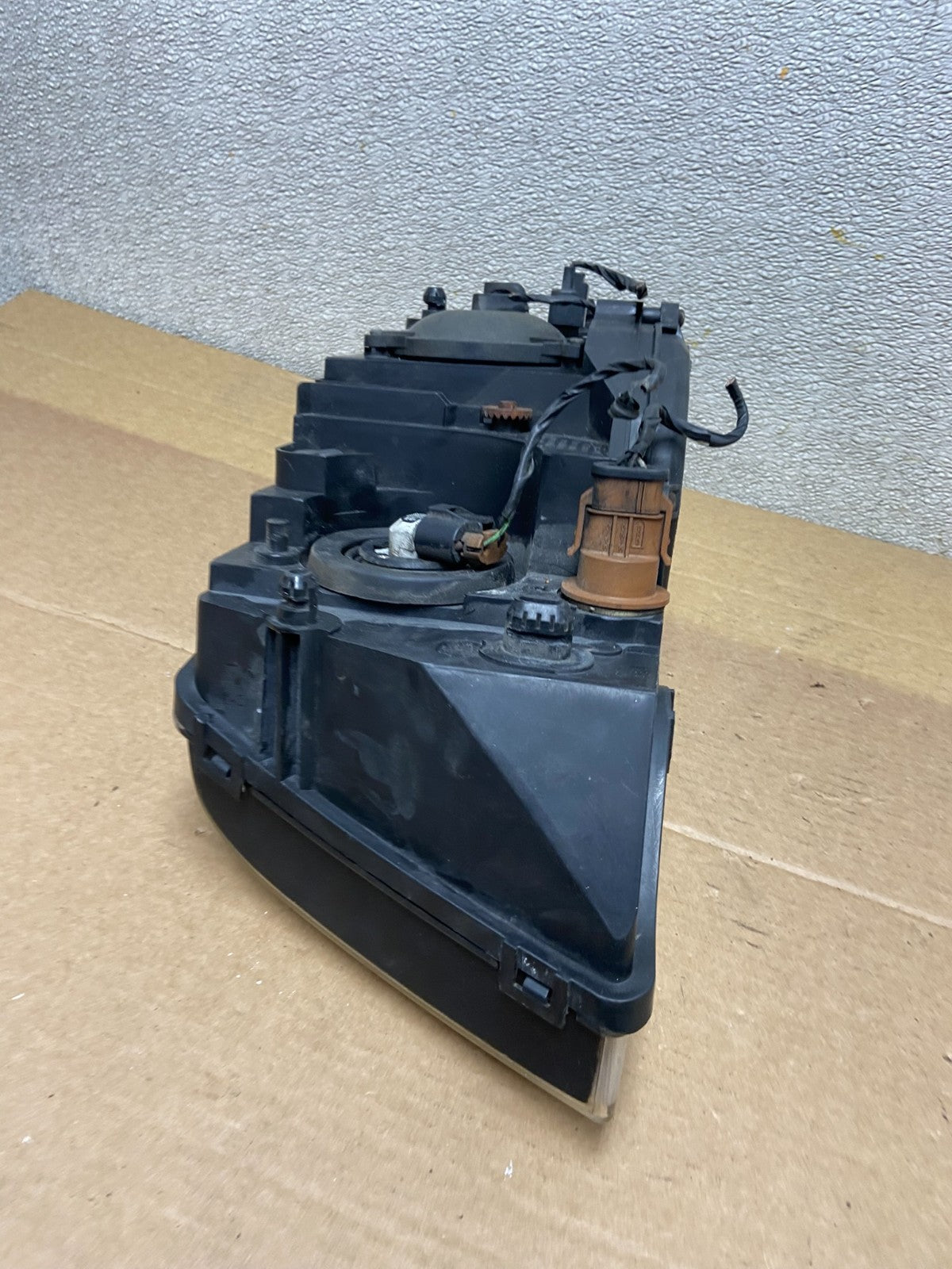 2003 2004 2005 Lincoln Aviator Right Passenger Xenon HID Headlight Oem AB2613 DW7