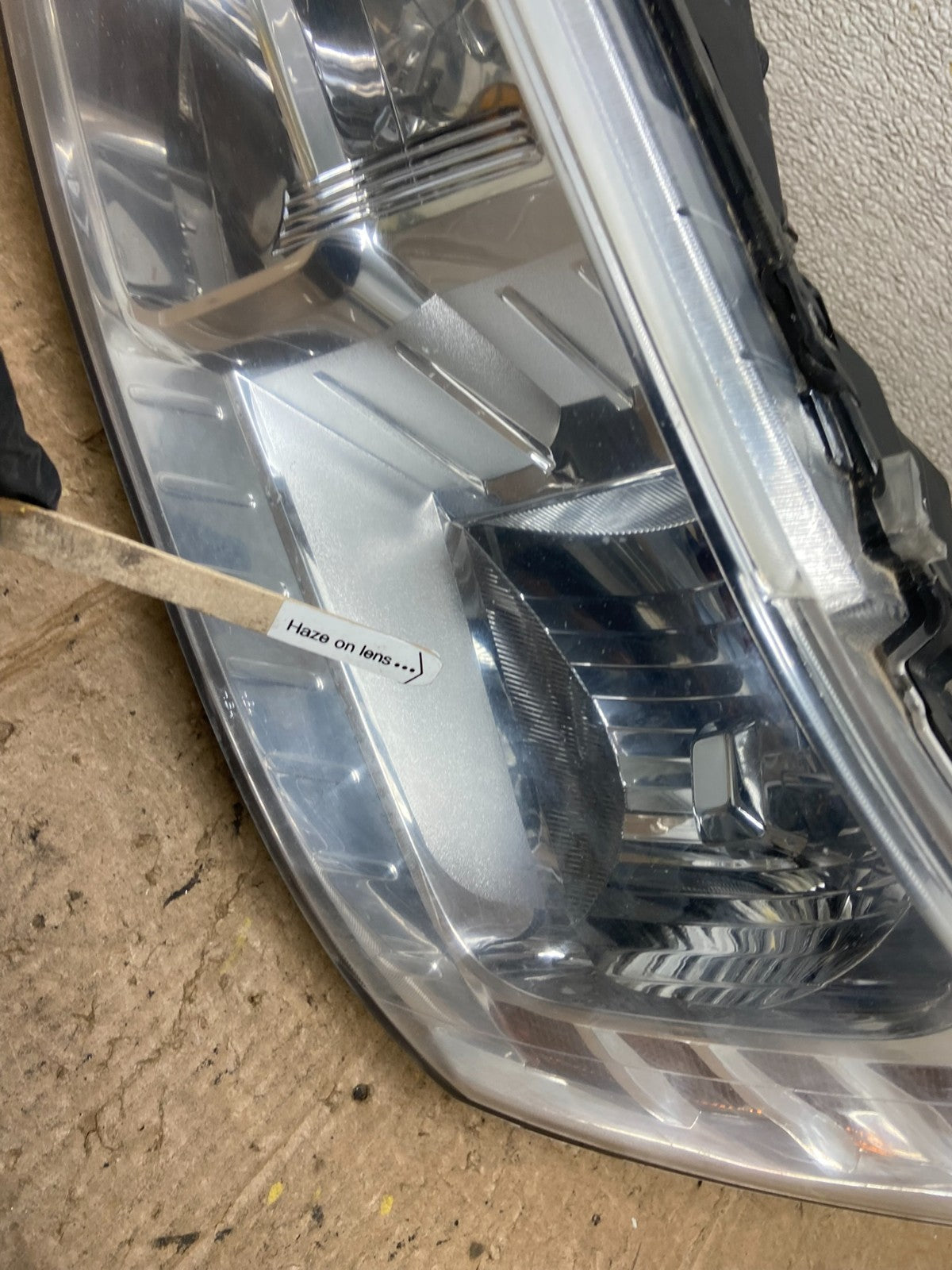 2009 to 2017 Dodge Journey Headlight Left Driver Lh Side Halogen Oem AA3879 DW3