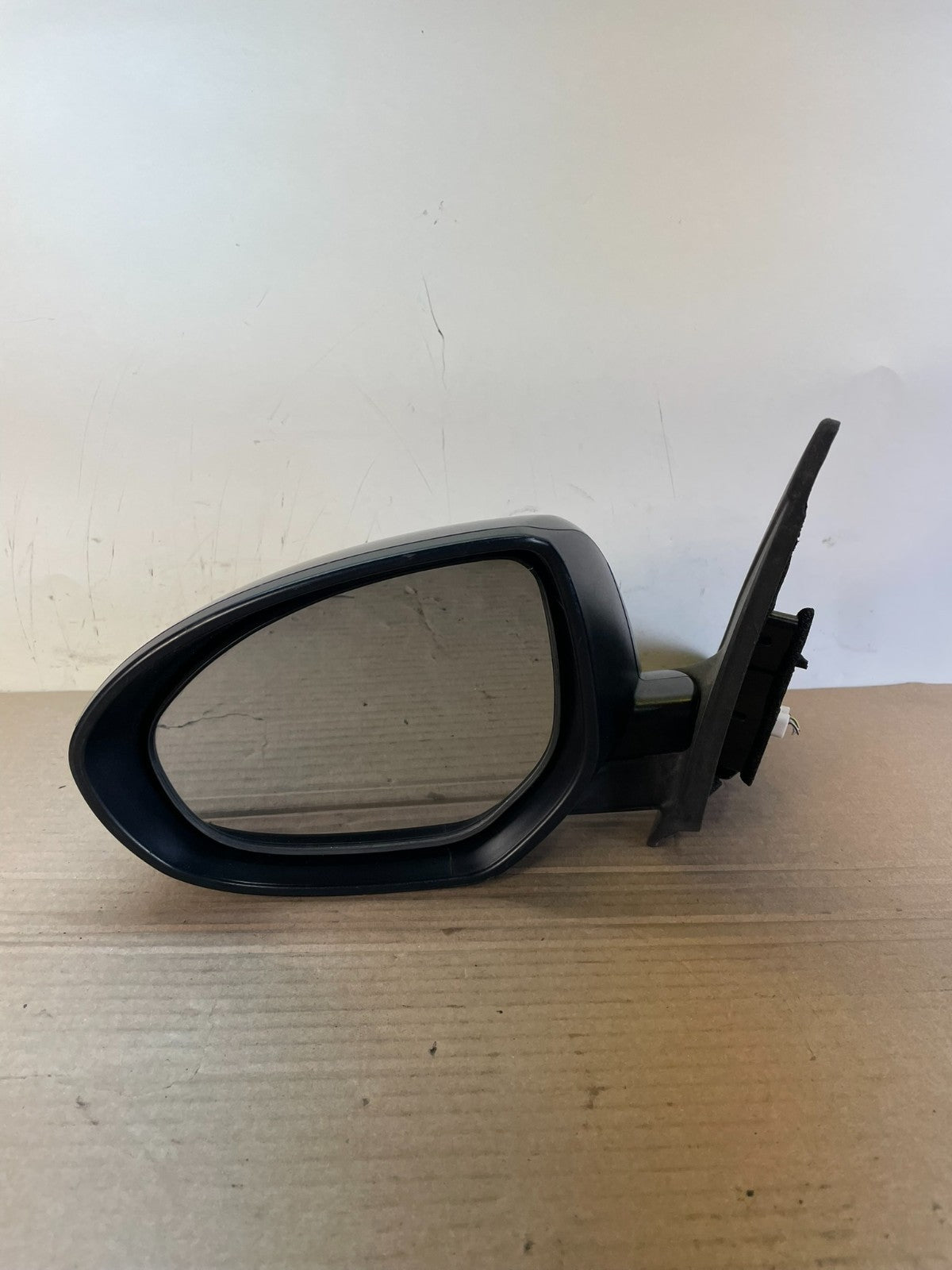 2010 to 2013 Mazda 3 Left Driver LH Side View Mirror Power AG9933 DW7