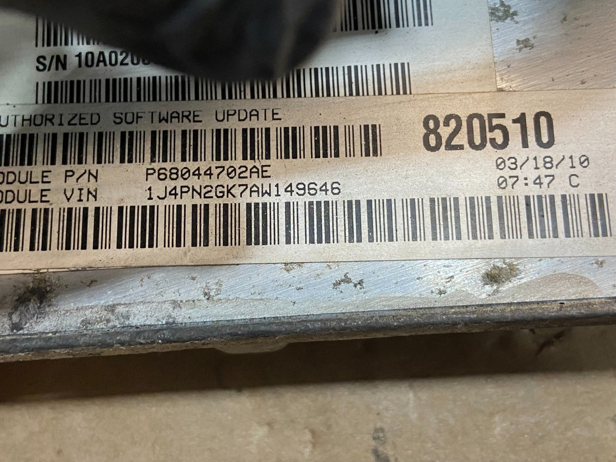 2010 Jeep Liberty Nitro 3.7L Engine Control Unit ECU ECM p68044702ae AG1493 DW2