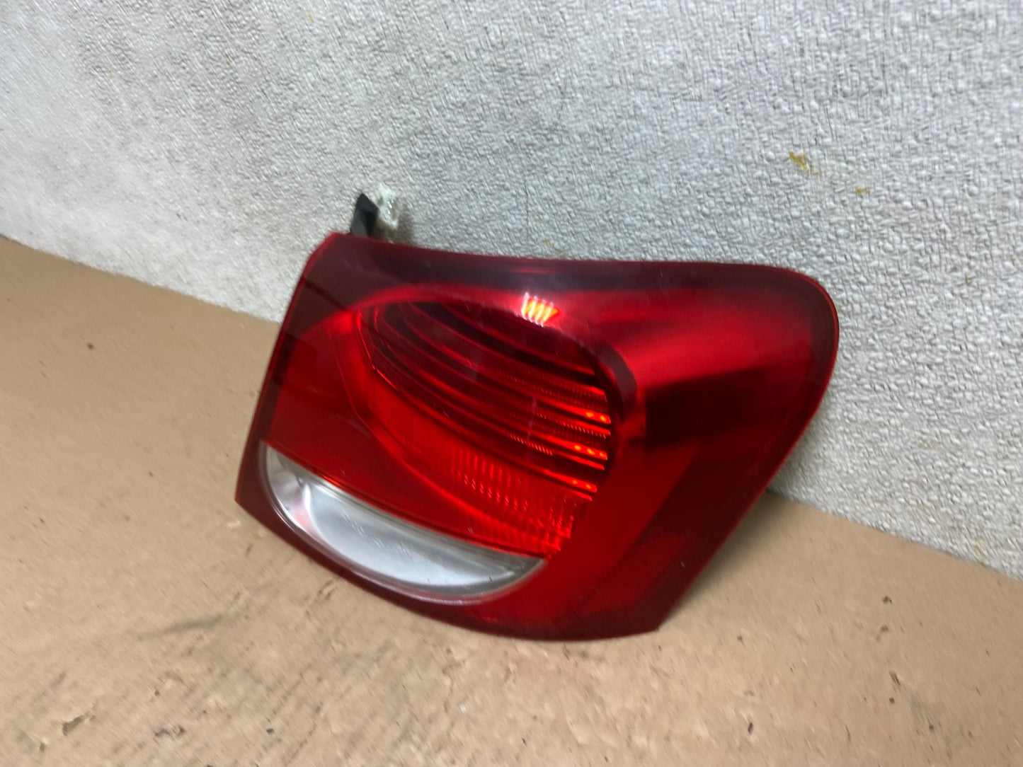 2006-2011 Lexus GS350 GS430 GS450H Right Passenger RH Tail Light AB6056 LK1