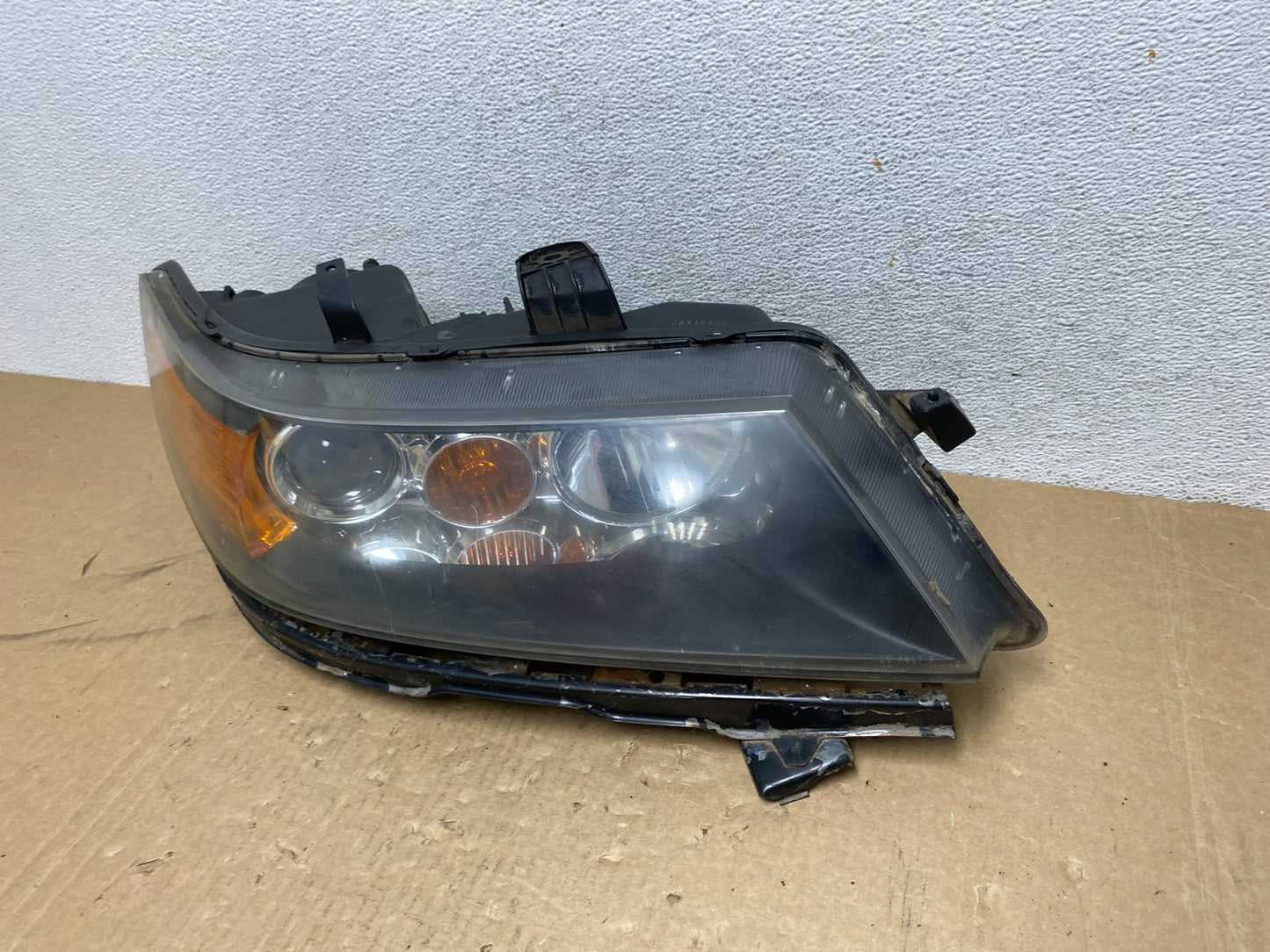 2004 to 2006 Acura TSX Right Passenger RH Side Xenon HID Headlight AG0489 DW1