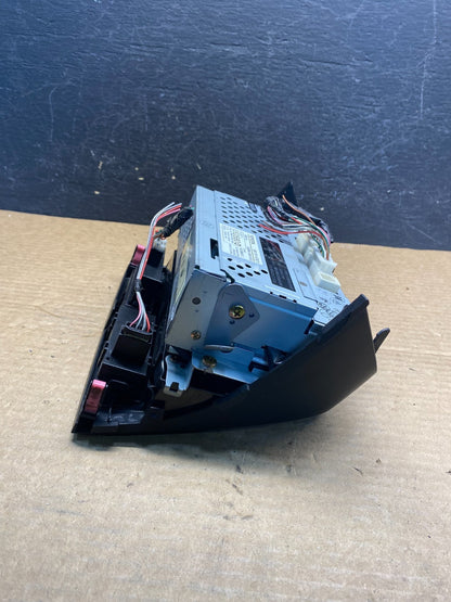 2004 to 2005 Toyota Prius Radio Stereo Receiver Screen Display AF7817 DG2