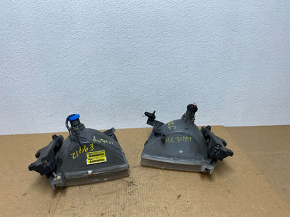 1998 1999 Nissan Frontier Left+Right Side Headlights Halogen Lamp AC3401 DW6