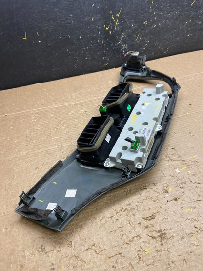 2005 to 2010 Honda Odyssey Radio Climate Control Dash Trim Bezel w1971 DG5