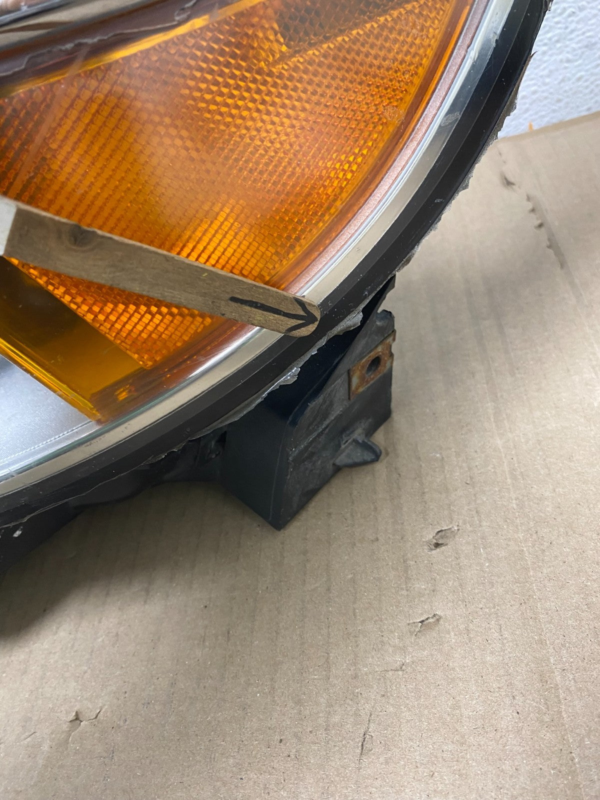 2011 to 2014 Ford Edge Front Left+Right Headlights Halogen AE9687 DW9