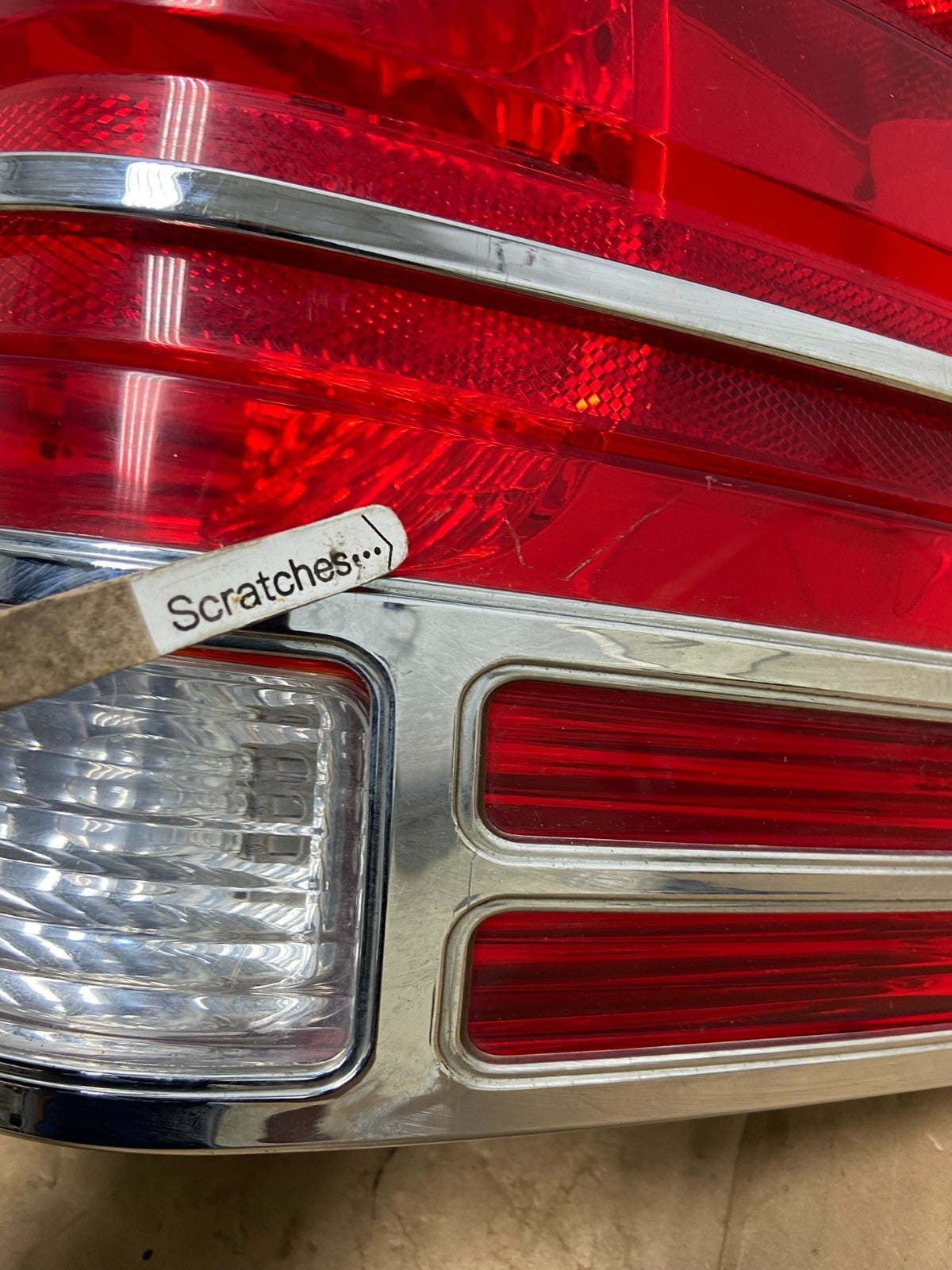 2003 2004 2005 2006 Ford Expedition Left+Right Tail Lights AD1341 DW4