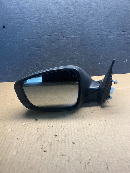 2014-2016 Hyundai Elantra Sedan Left Driver View Door Mirror AC2575 DG7