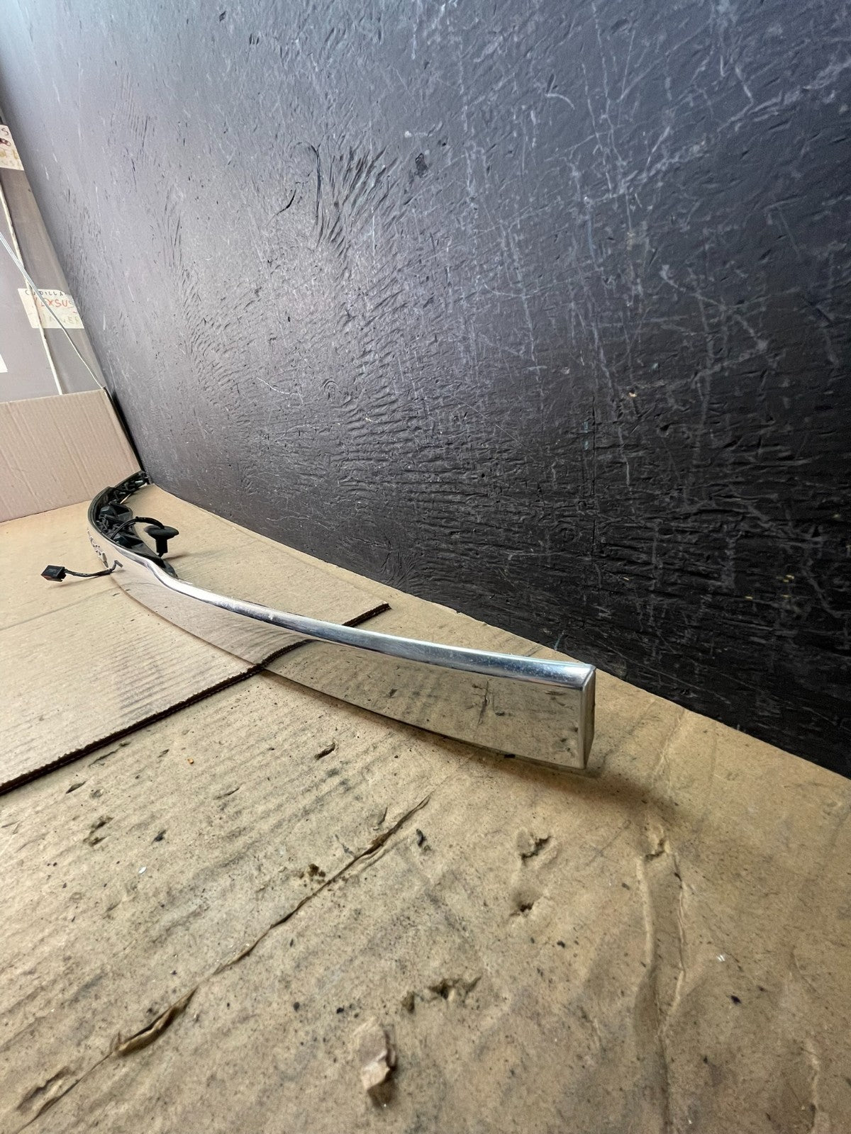 2011-2014 Ford Explorer Rear Tailgate Gate Trim Molding With Camera OE AD0301 DG1
