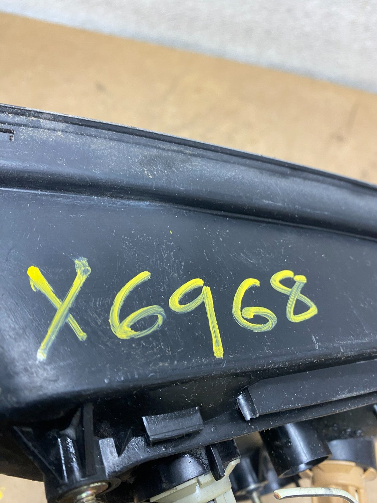 1999 - 2001 Lexus RX300 Right Passenger Side Rear Inner Tail Light Oem X6968 GD7